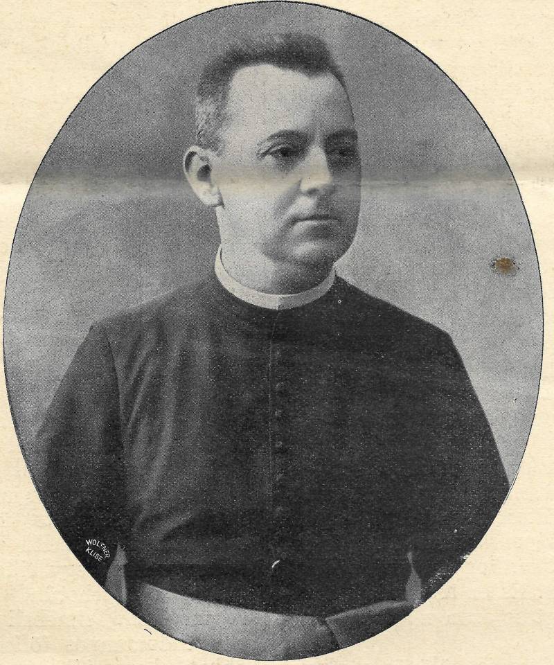 IB_arckep_Egyhazi_Kozlony_1912_13_22_177_vagott.jpg