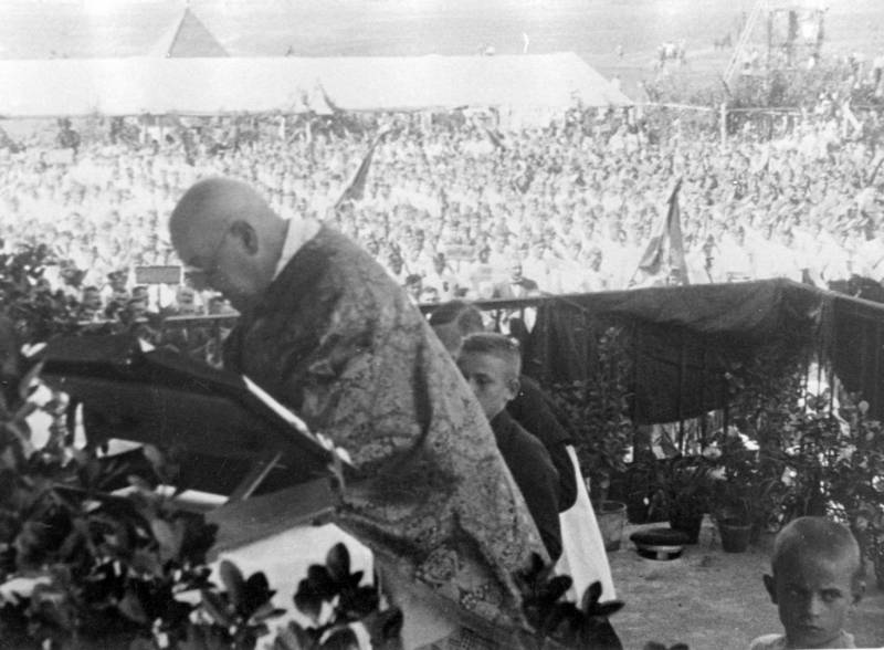 Igaz_Bela_levente_mise_1927_F.5250_resize.jpg